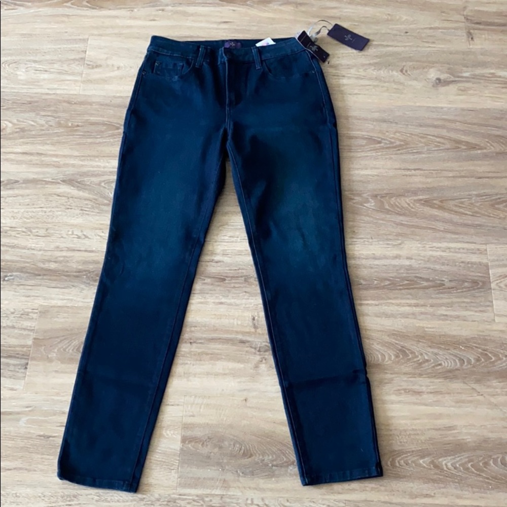 NYDJ legging jeans in dark wash